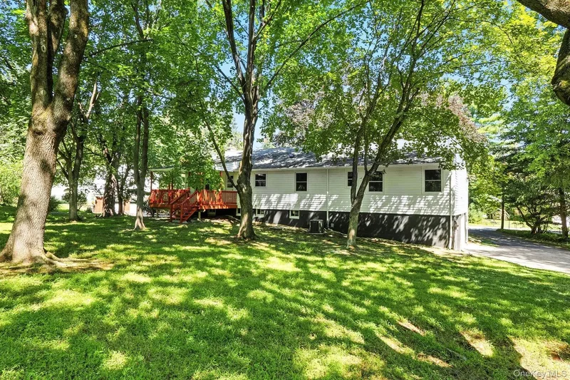 24 Miron Drive, Spackenkill, New York, United States. - Photo 28