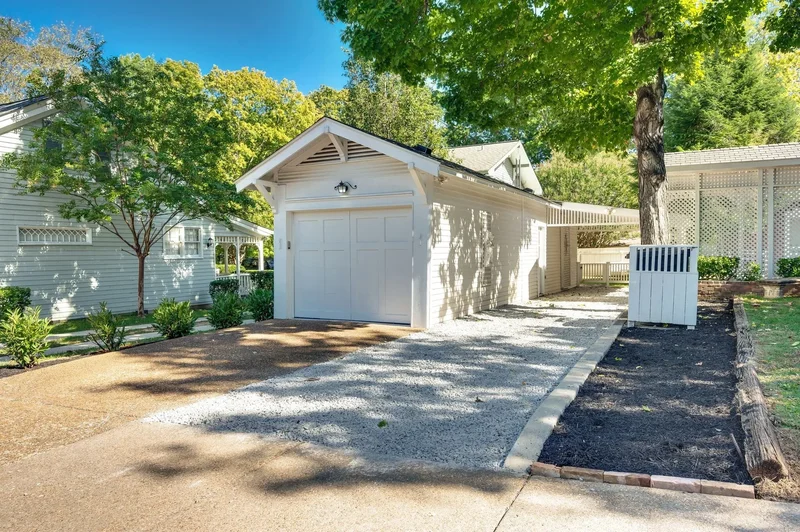 932 W Main St , Franklin, TN 37064, Franklin, Tennessee, United States. - Photo 63