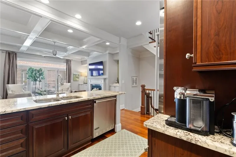 861 Lullwater Park Lane, Atlanta, Georgia, United States. - Photo 25