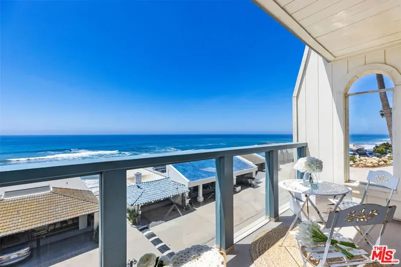 11924 WHITEWATER Lane, Malibu, California, United States. - Photo 11