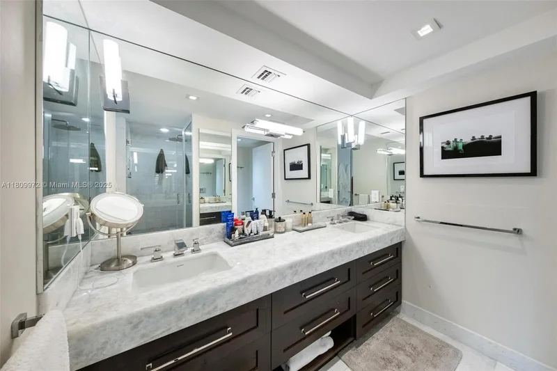 2901 S Bayshore Dr 17G/H, Miami, Florida, United States. - Photo 53