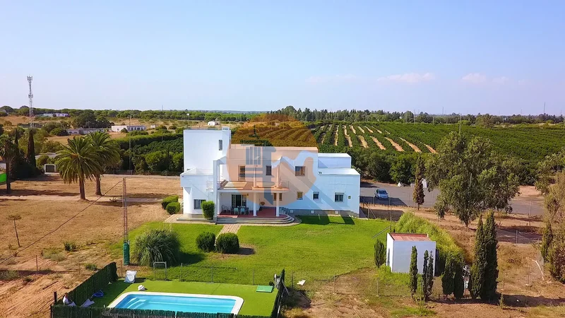 5-bedroom villa with pool on 3-hectare plot signature architecture just 7 km from the beach