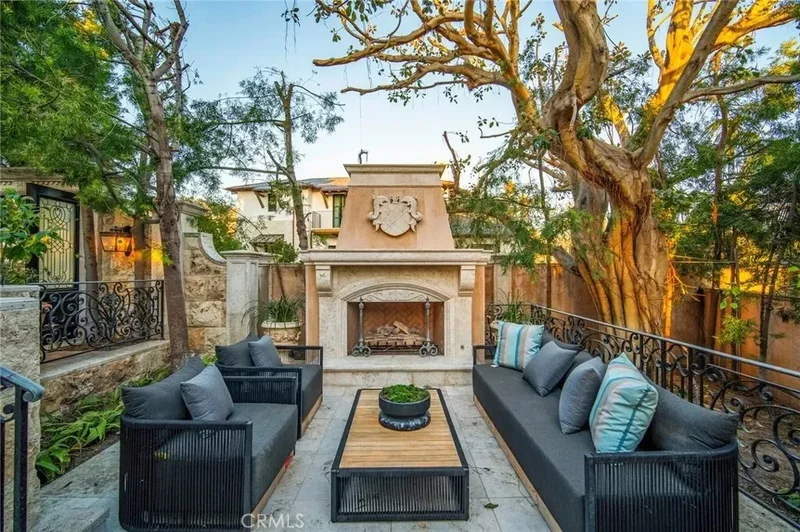 145 EMERALD BAY, Laguna Beach, California, United States. - Photo 10