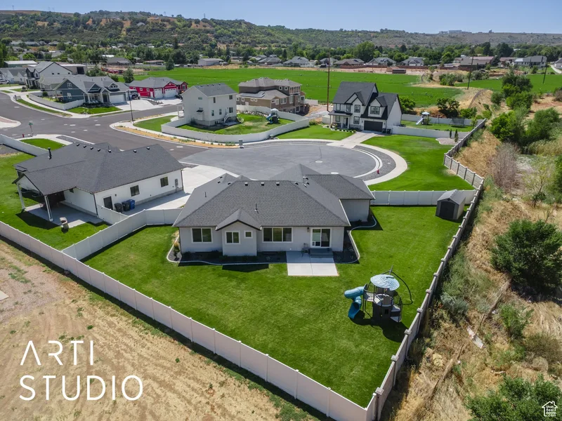 7212 S HAROLDS WAY E, Ogden, Utah, United States. - Photo 53