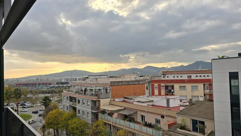Les Roses - Castellbell, Sant Feliu de Llobregat, BARCELONA, Sant Feliu de Llobregat, Sant Feliu de Llobregat, Catalonia, Spain. - Photo 6