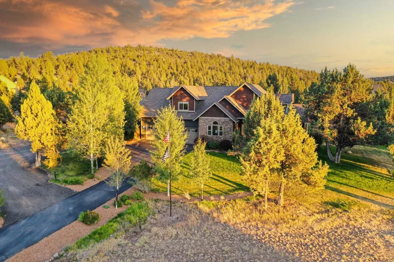 6900 SE Madison Avenue , Prineville, OR 97754, Prineville, Oregon, United States. - Photo 10