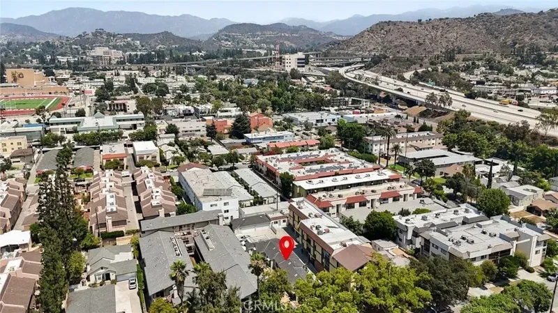 1523 Rock Glen Avenue, Glendale, California, United States. - Photo 26