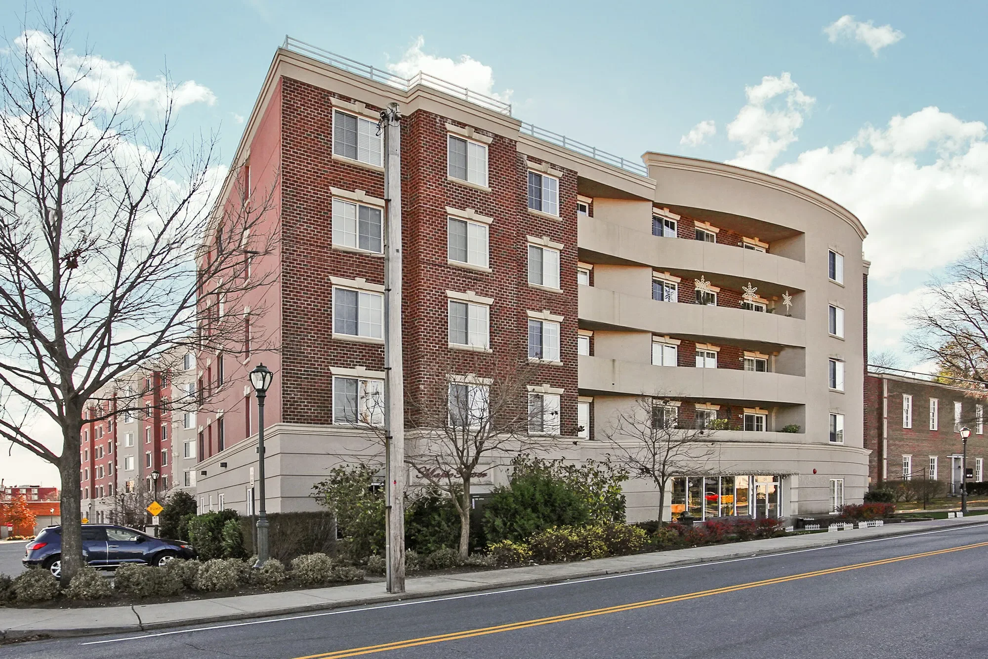 242 Maple Unit# 501, Westbury, NY 11590, Salisbury, New York, United States. - Photo 5