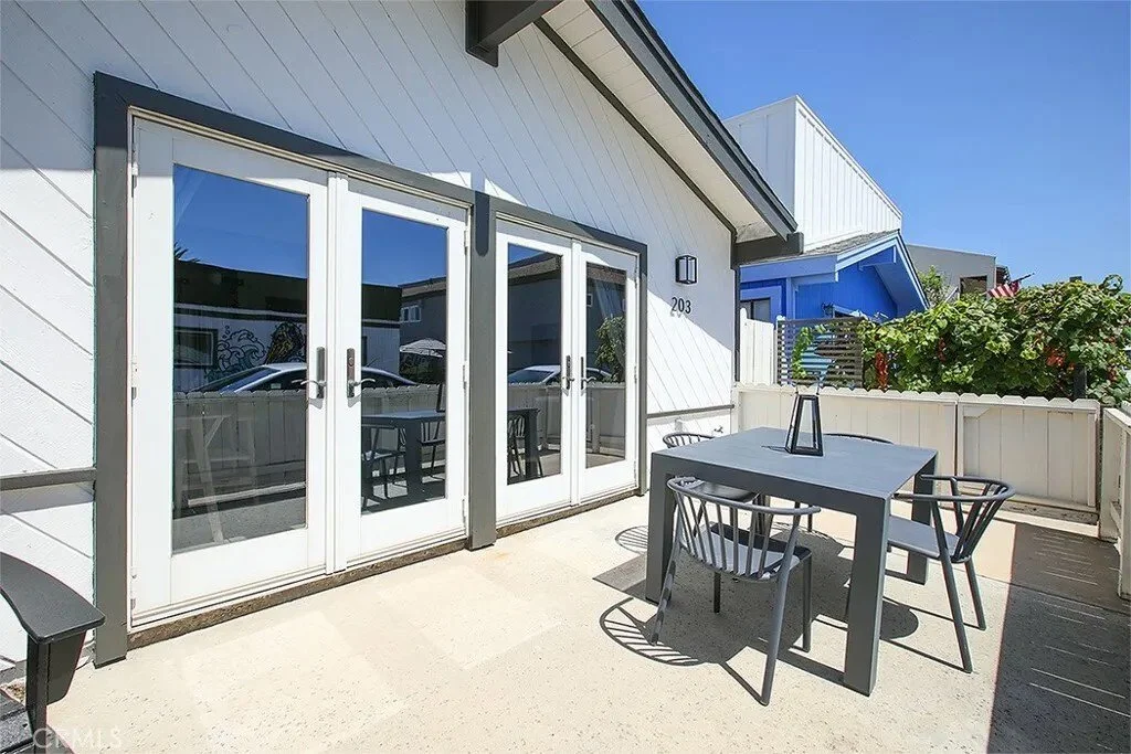 203 Cedar Street A & B, Newport Beach, California, United States. - Photo 18