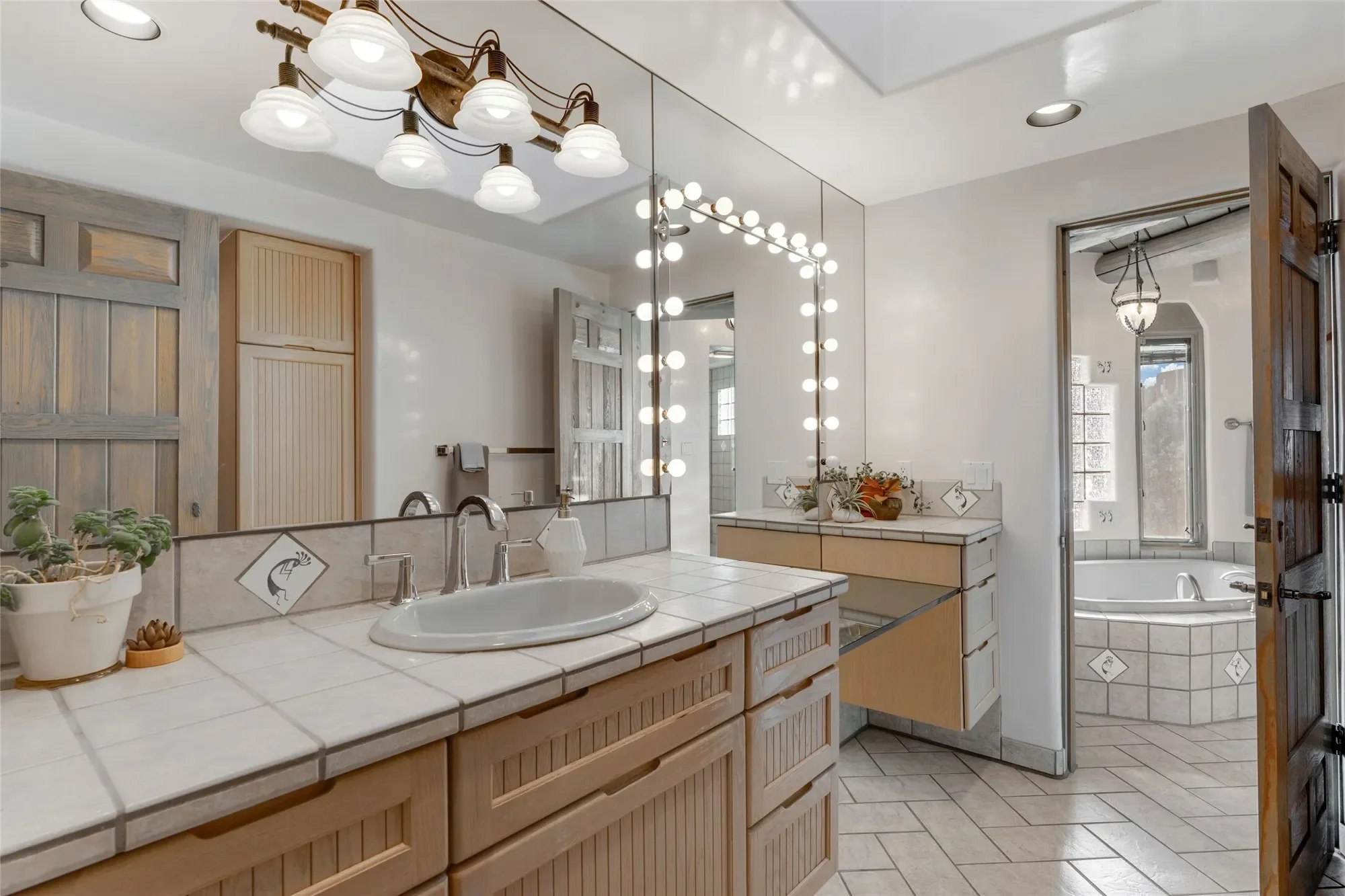 1396 Hyde Park Road , Santa Fe, NM 87501, Santa Fe, New Mexico, United States. - Photo 16