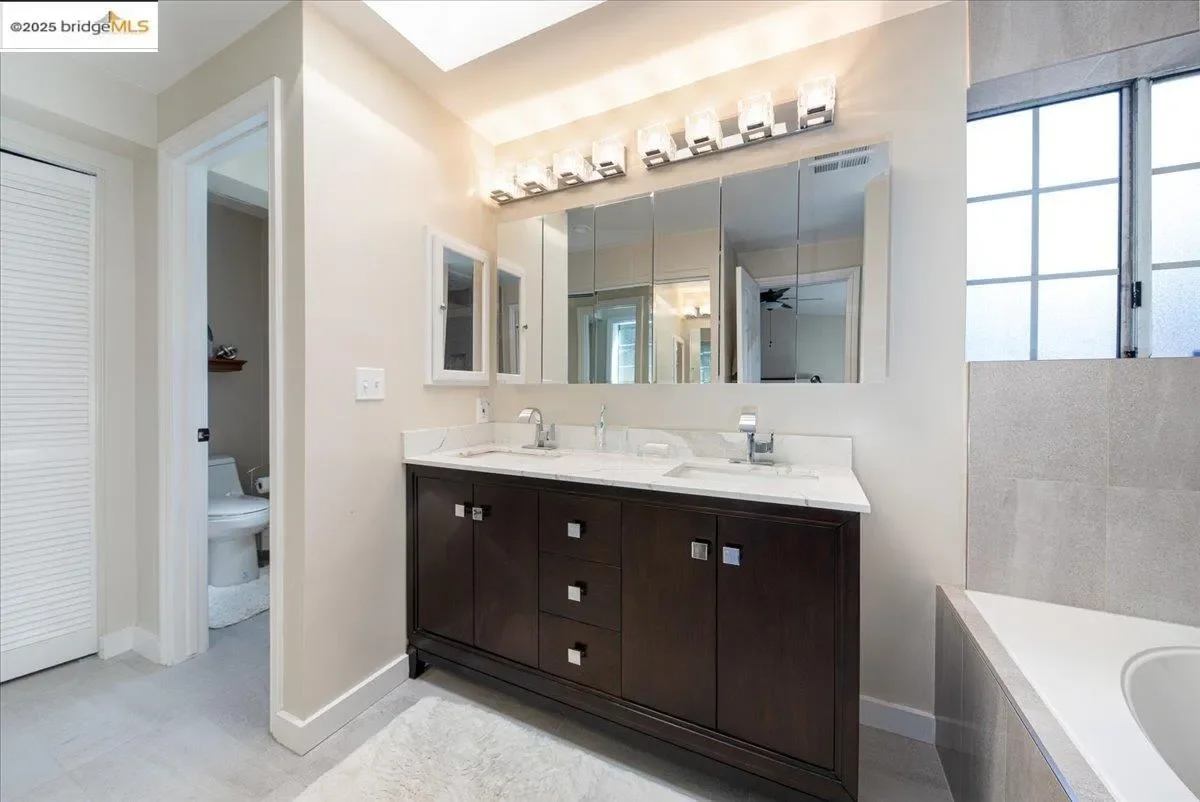 9400 Mountain Blvd, Oakland, California, United States. - Photo 24