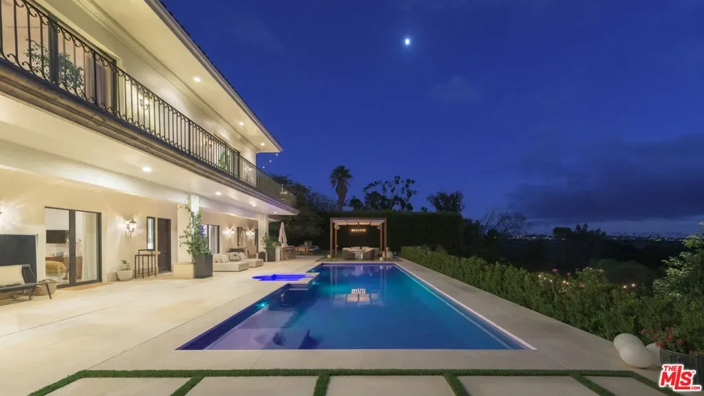6110 Merritt Drive, Malibu, California, United States. - Photo 40