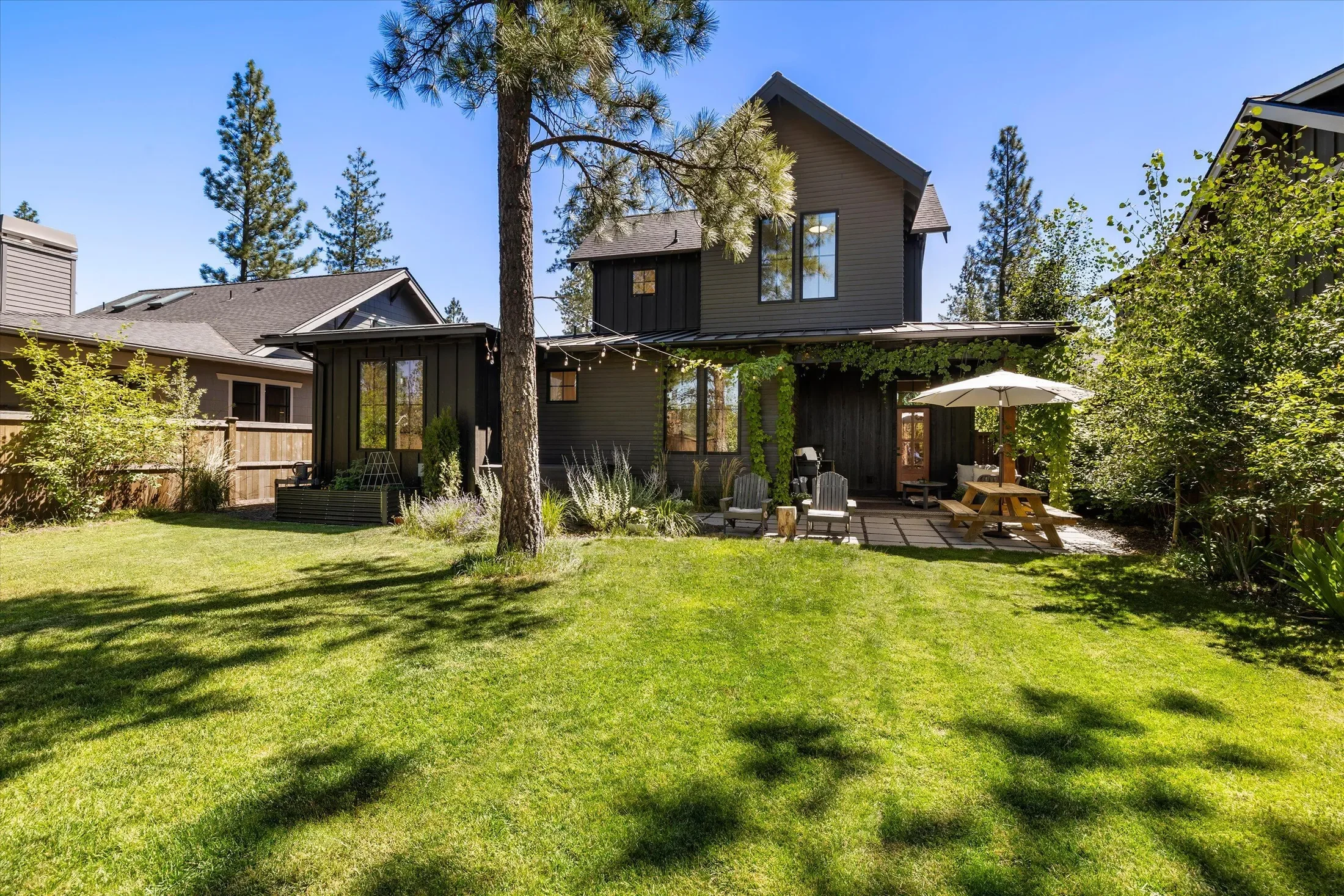 1181 NW Singleton Place, Bend, Oregon, United States. - Photo 46
