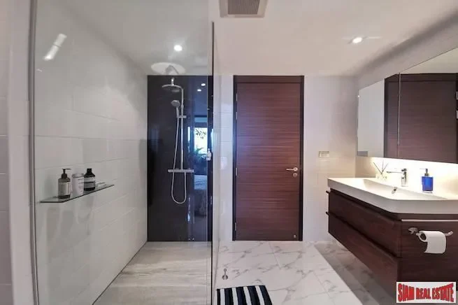 DS Tower 2 - Brightly Decorated Two Bedroom Condo with City Views for Sale in Phrom Phong