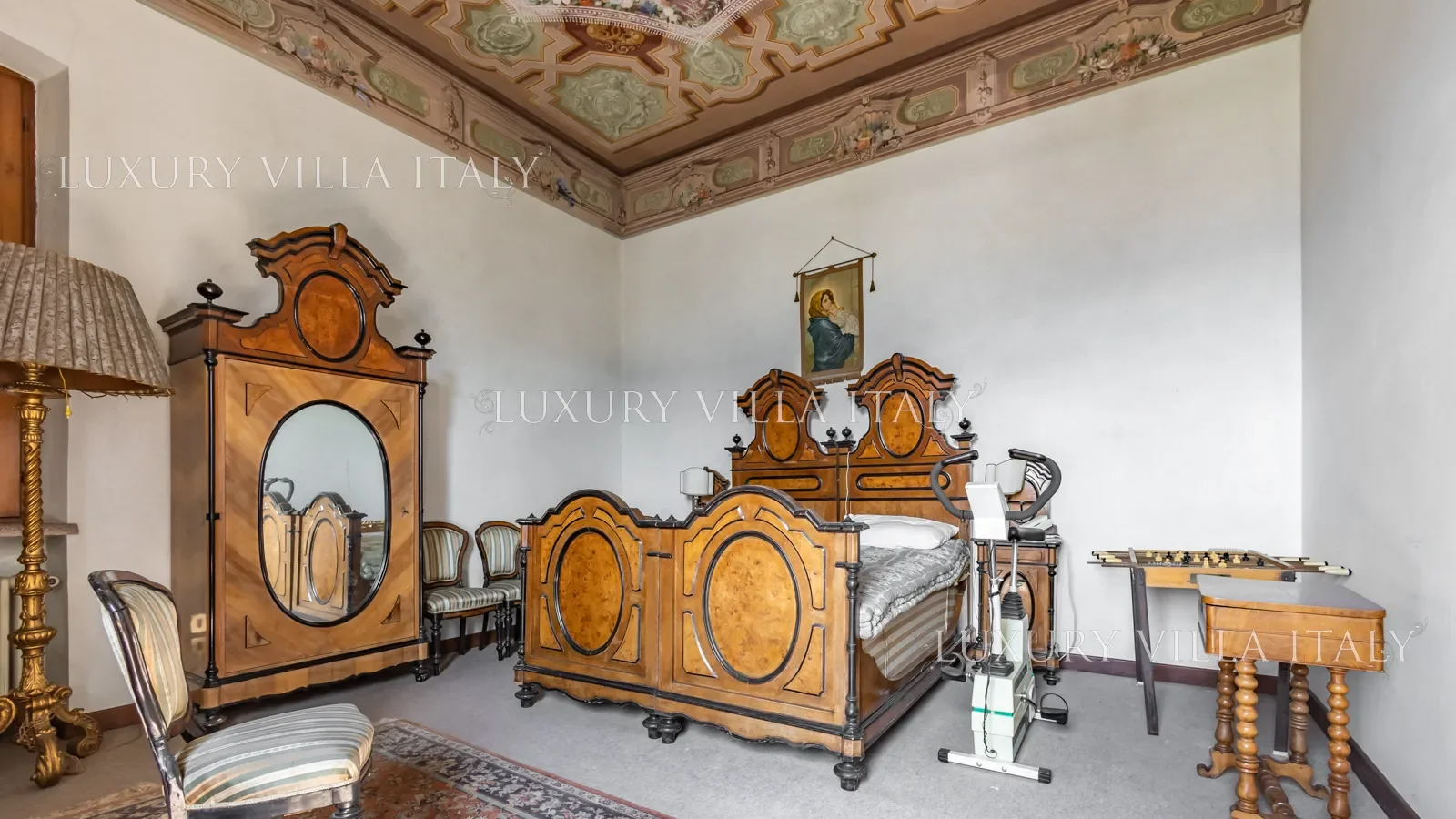 Gallery photo 2