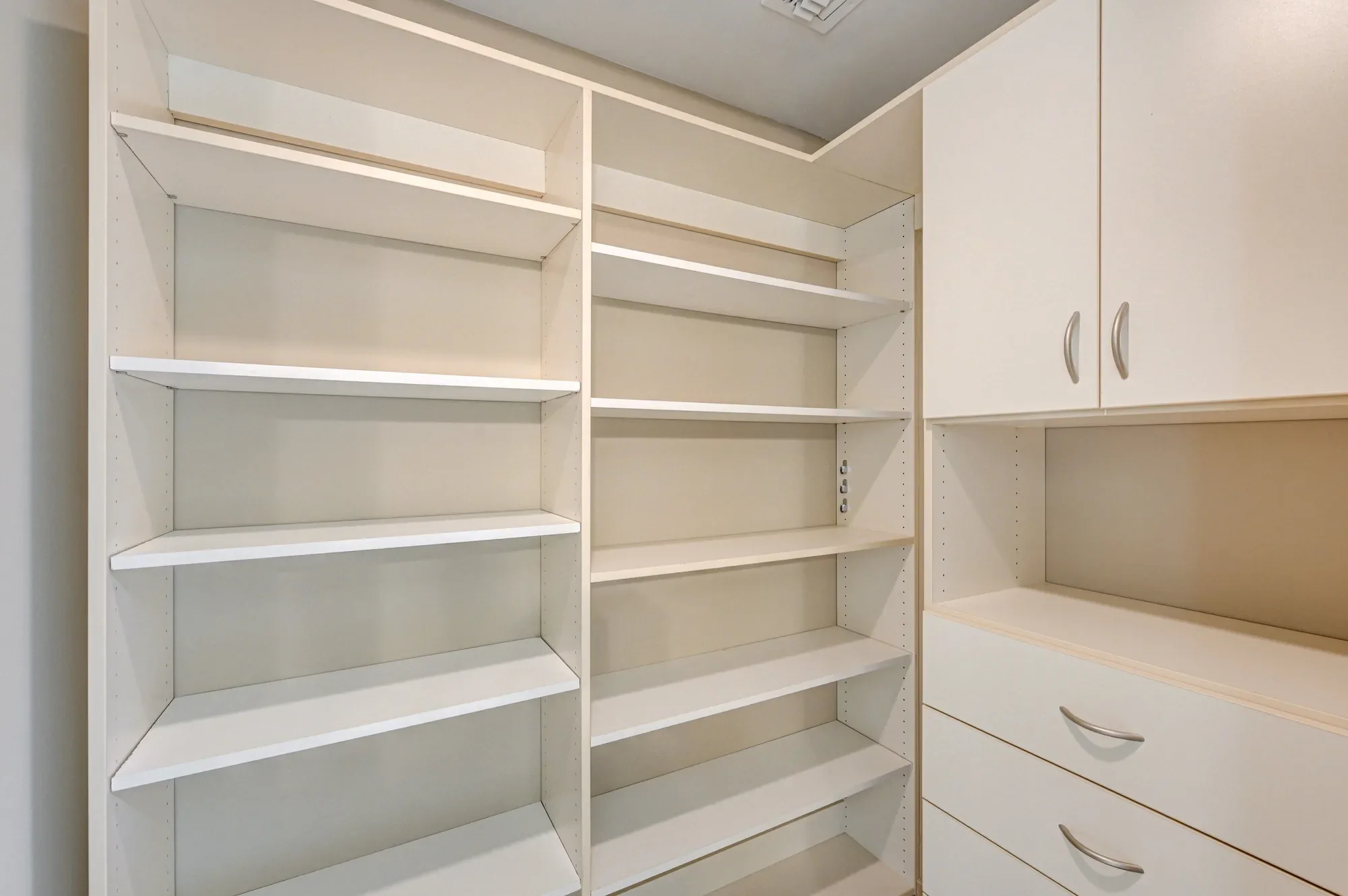 9101 Alta Dr #502, Las Vegas, NV 89145, Las Vegas, Nevada, United States. - Photo 27