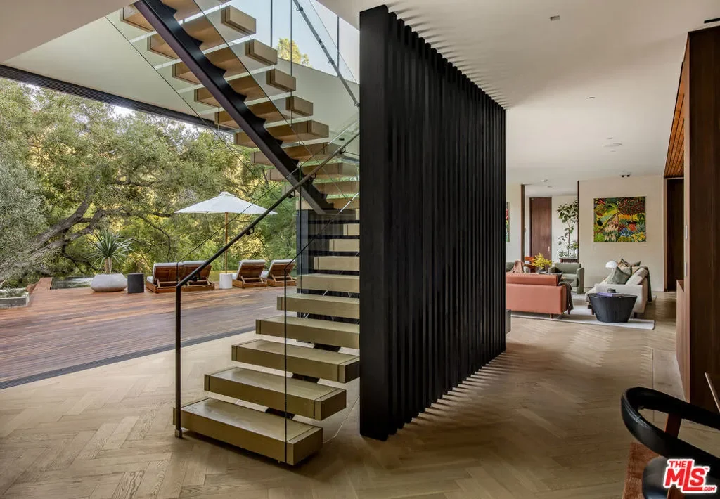 2535 Hutton Drive, Beverly Hills, California, United States. - Photo 3