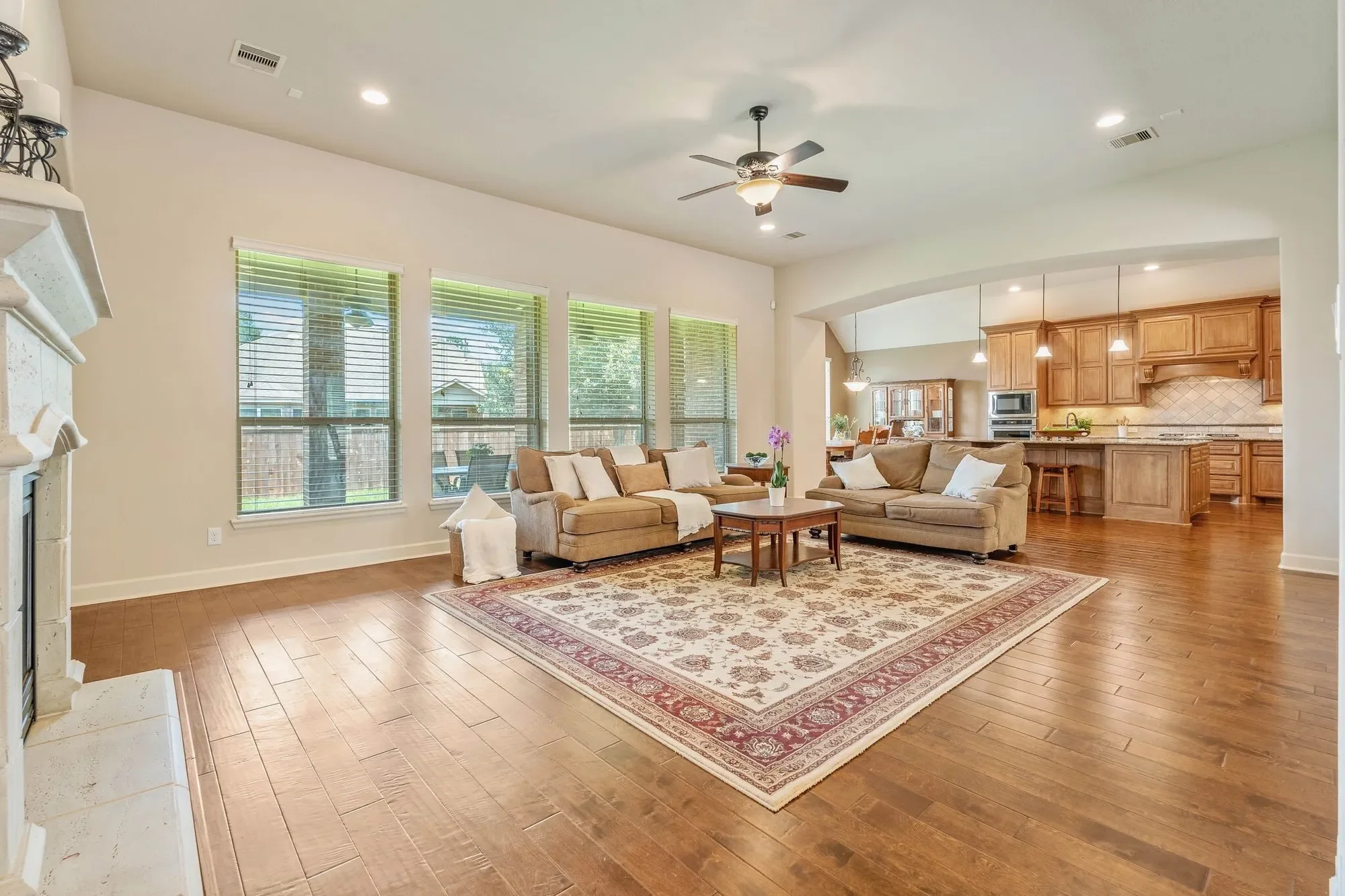 35 N Beech Springs Drive, The Woodlands, TX 77389, The Woodlands, Texas, United States. - Photo 13