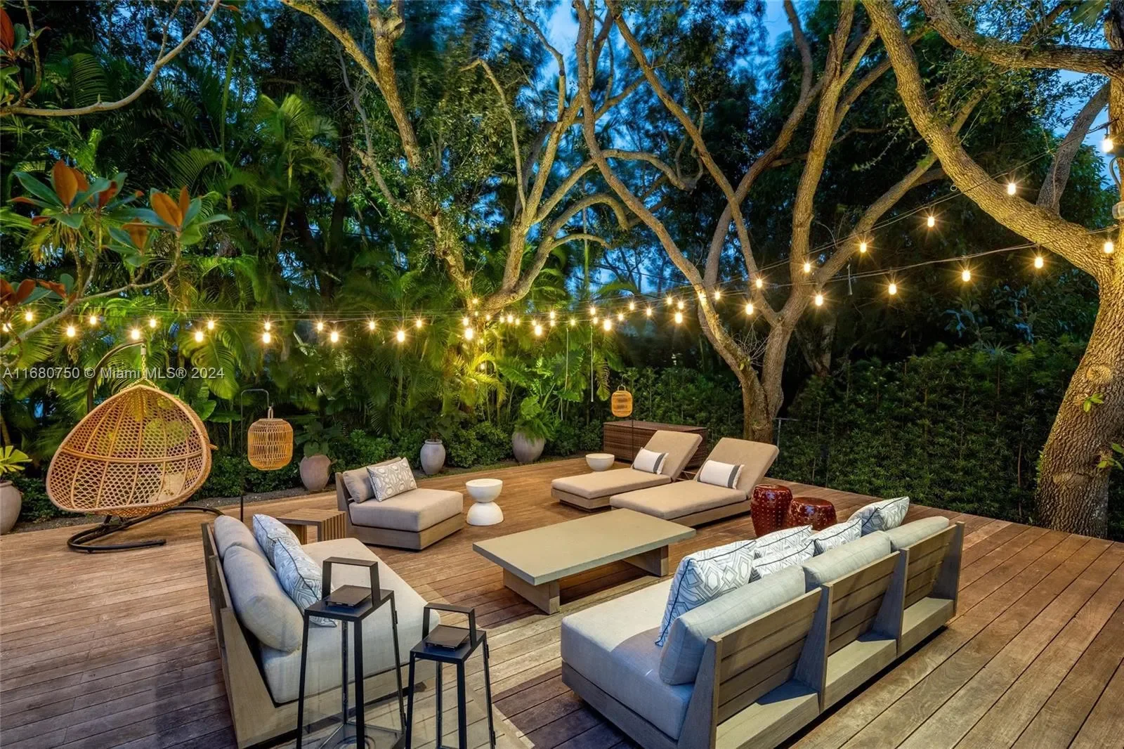 6495 SW 123rd Ter, Coral Gables, Florida, United States. - Photo 17