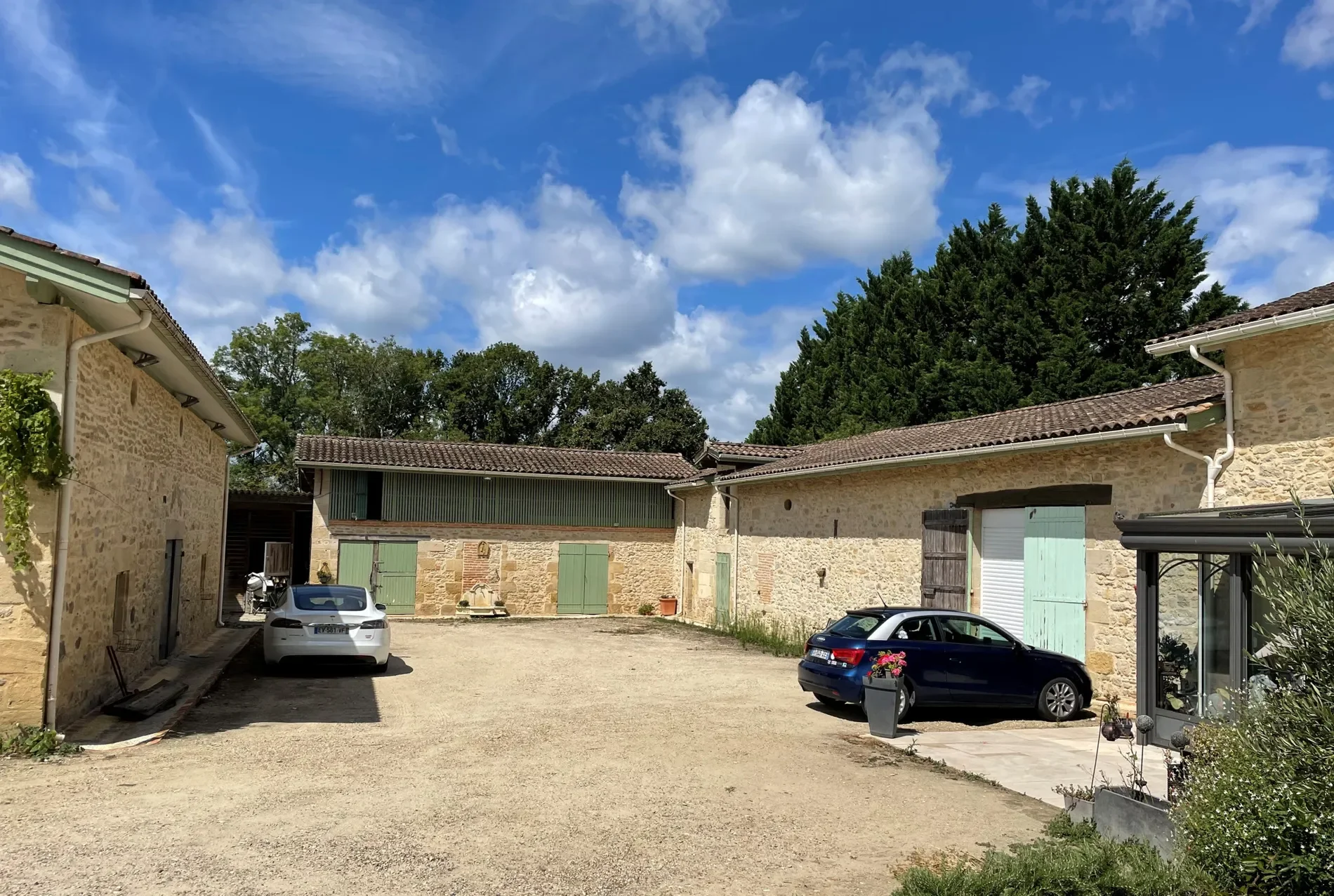 Langon, Nouvelle-Aquitaine, France. - Photo 8