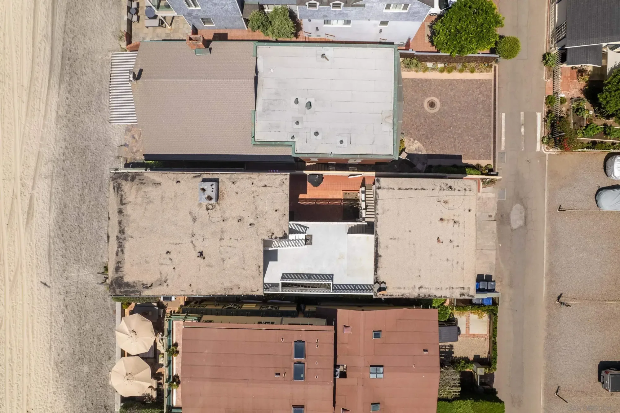 1834-1836 Ocean Front, Del Mar, California, United States. - Photo 24