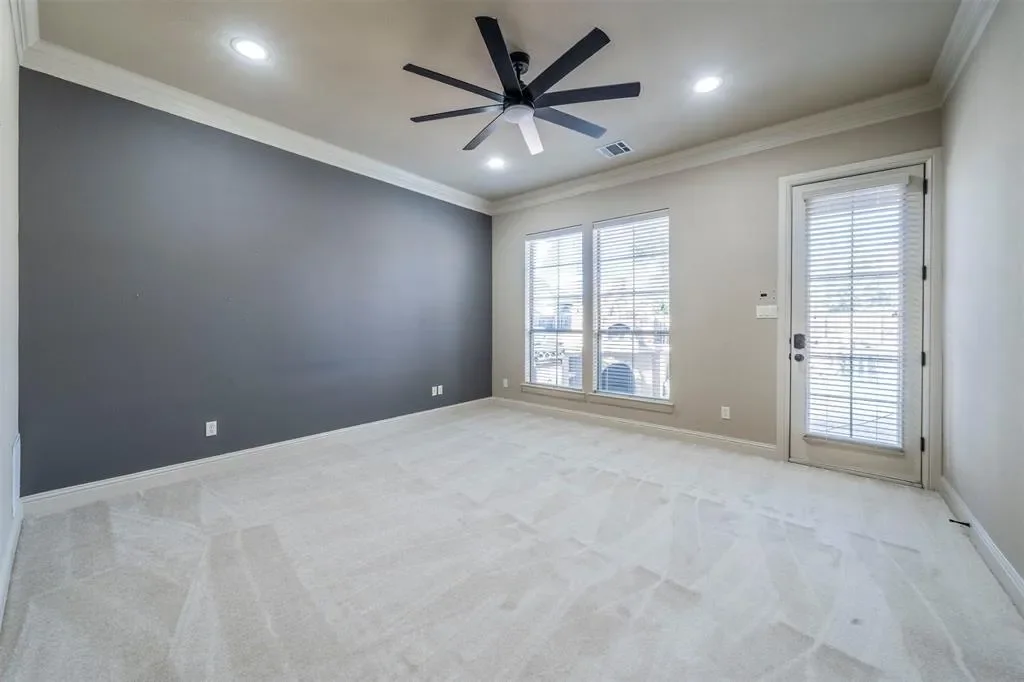 Gallery photo 11