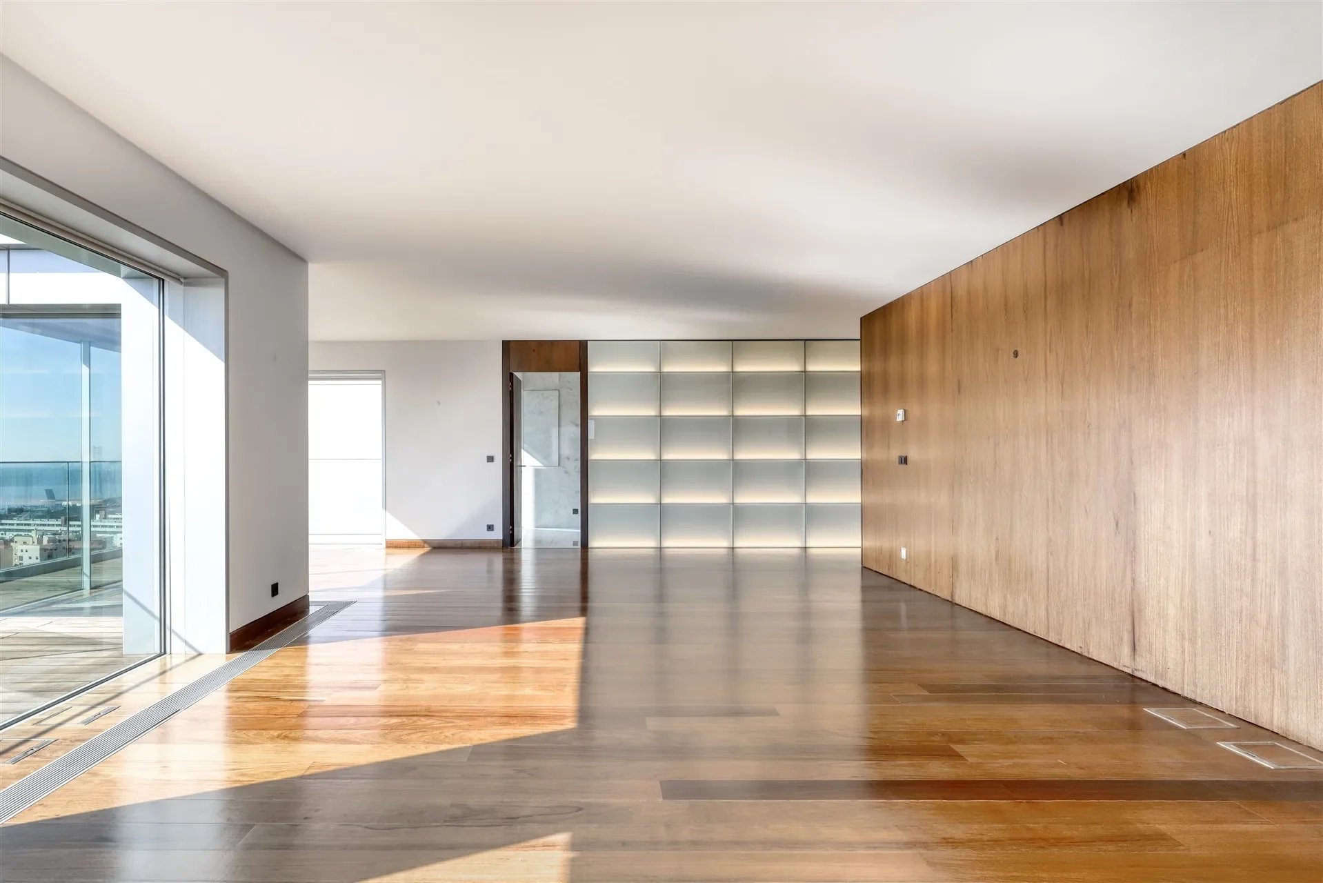 Gallery photo 2