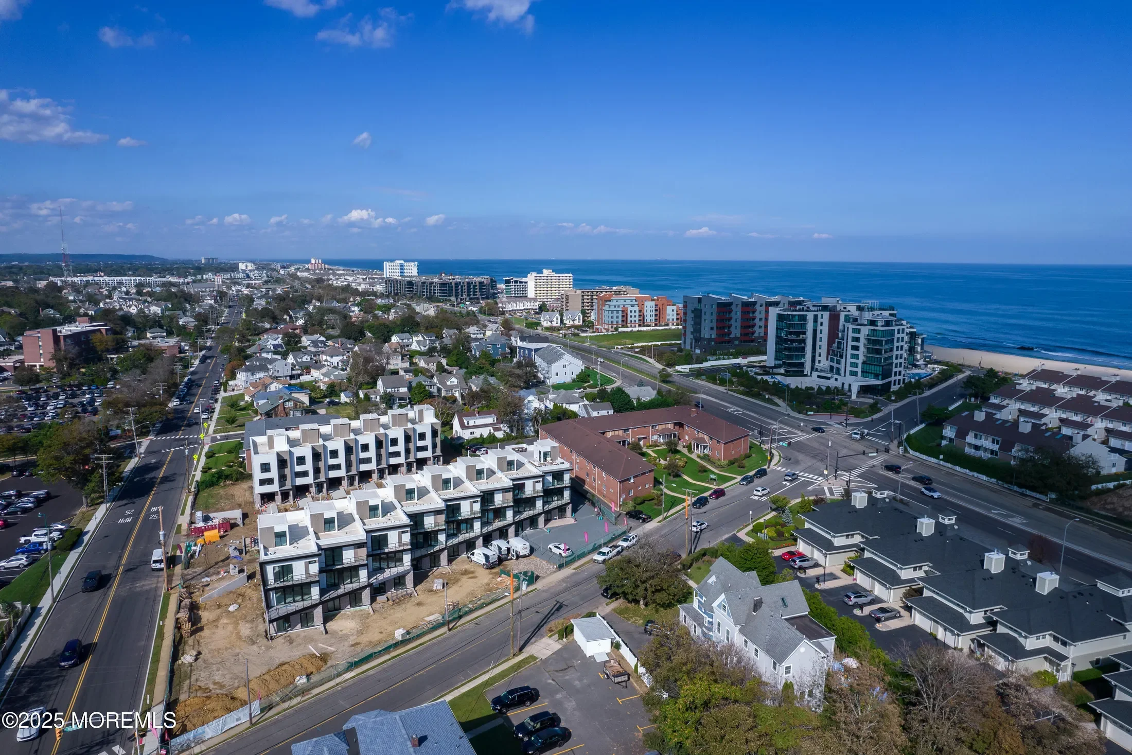 2 Seashore Drive, Long Branch, New Jersey, United States. - Photo 9