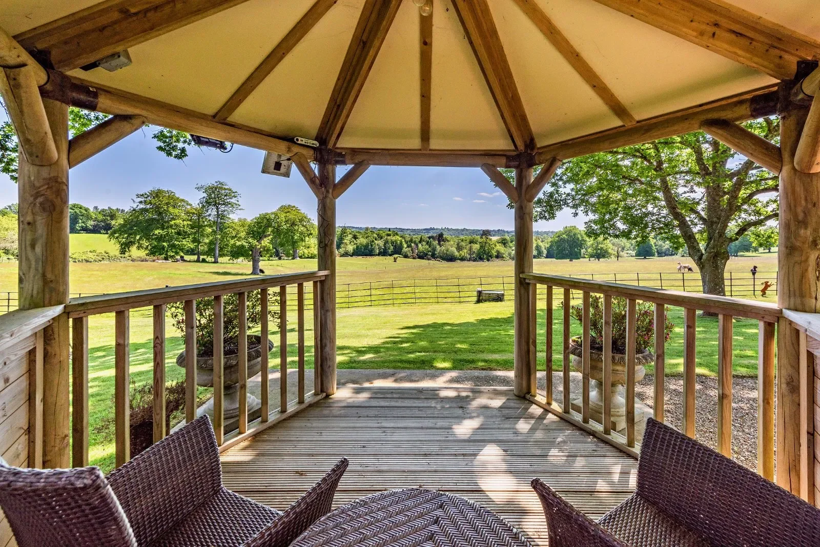 Horsham Road, Handcross, Haywards Heath, West Sussex, Haywards Heath, England, United Kingdom. - Photo 8