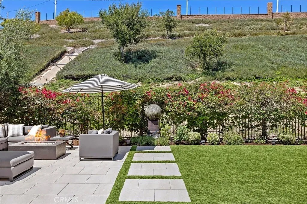 93 Interstellar, Irvine, California, United States. - Photo 31