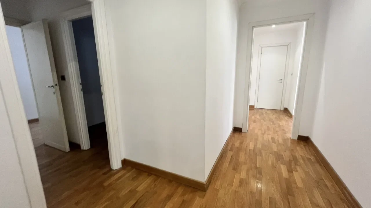Gallery photo 2