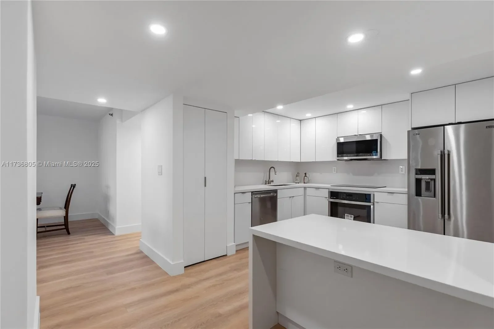 1717 N Bayshore Dr A-1231, Miami, Florida, United States. - Photo 11