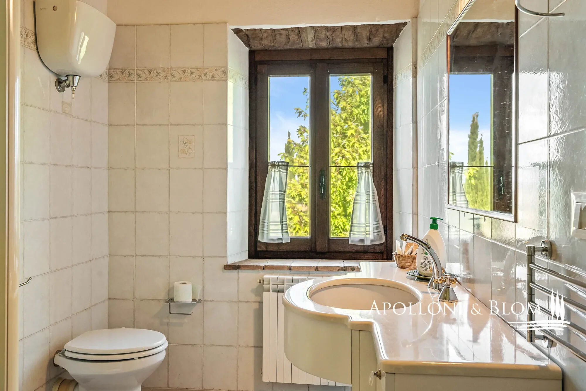 SP 14, Tuscany, Italy. - Photo 13
