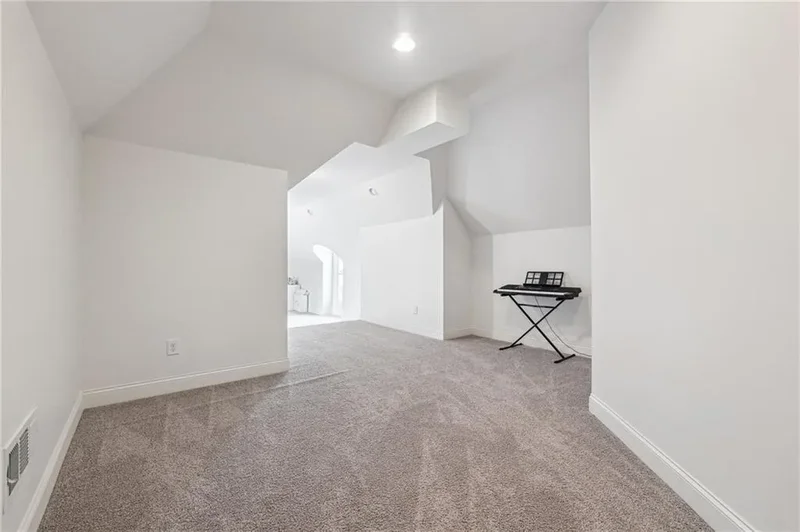 252 Traditions Drive, Alpharetta, GA 30004, Milton, Georgia, United States. - Photo 52