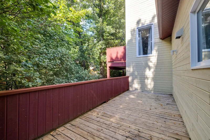 111 Rue Jean-Gascon, Gatineau, Quebec, Canada. - Photo 17
