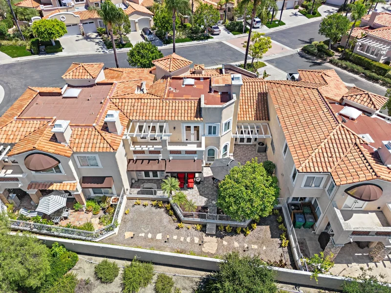 15 Via Barcaza , Trabuco Canyon, CA 92679, Trabuco Canyon, California, United States. - Photo 35