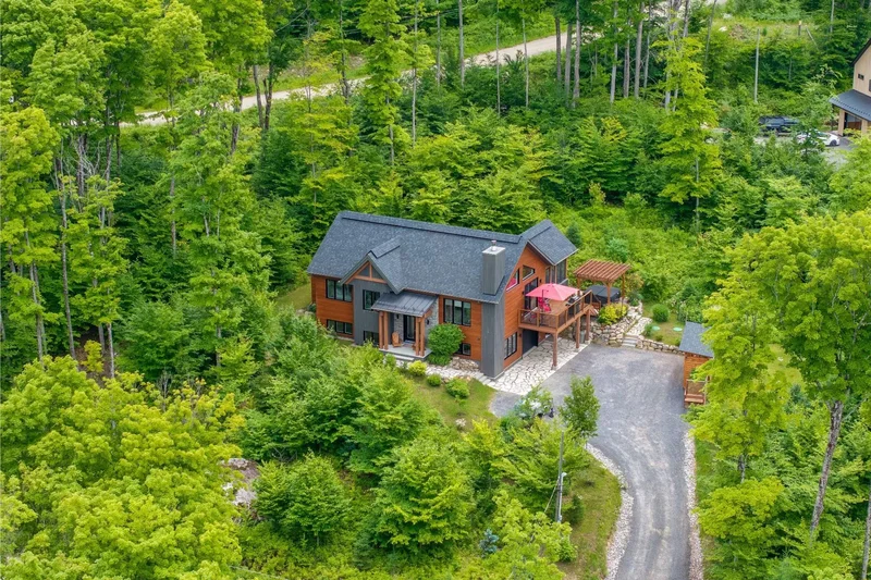 140 AllÈe des Weskarinis, Laurentides, Mont-Tremblant, Quebec, Canada. - Photo 18