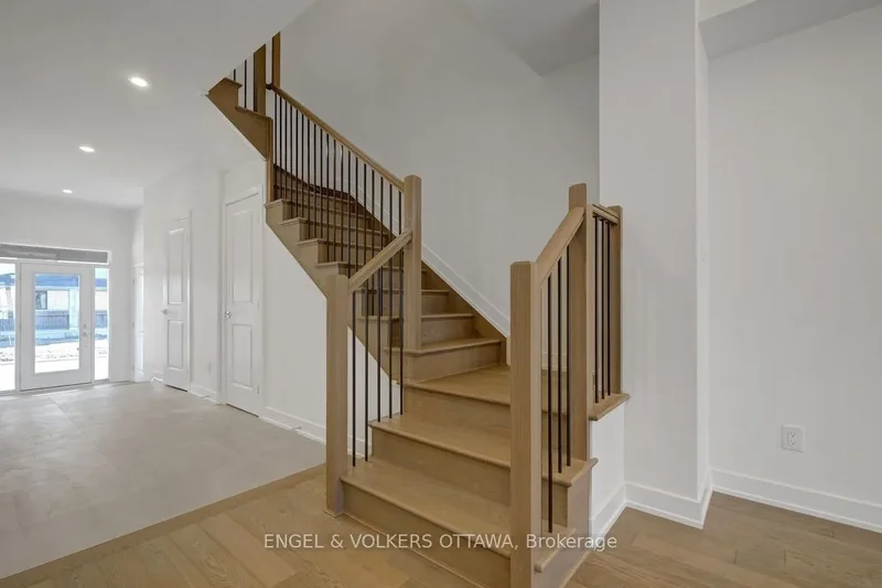 95 San Felice Circle, Ottawa, Ontario, Canada. - Photo 28