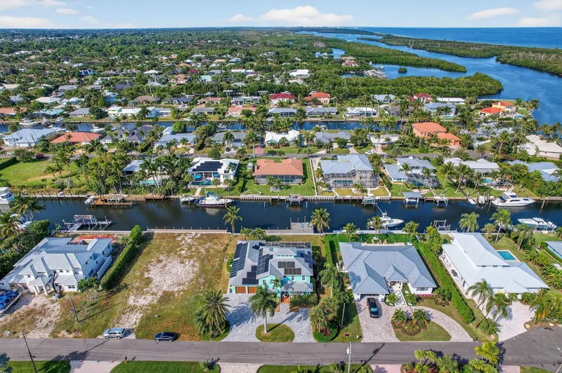 8551 SE Driftwood Street, Hobe Sound, FL, 33455, USA, Hobe Sound, Florida, United States. - Photo 46