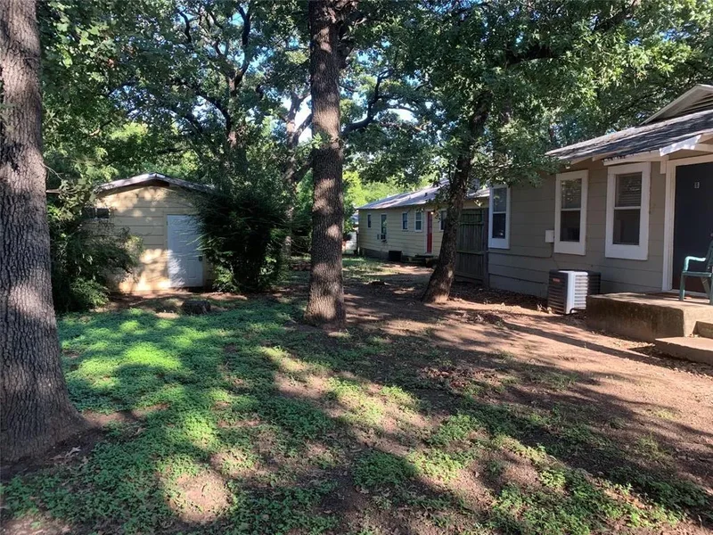 1303 Fannin Street, Denton, Texas, United States. - Photo 27