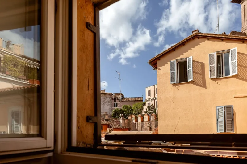 Via Di Monte Giordano, Rome, Lazio, Italy. - Photo 24