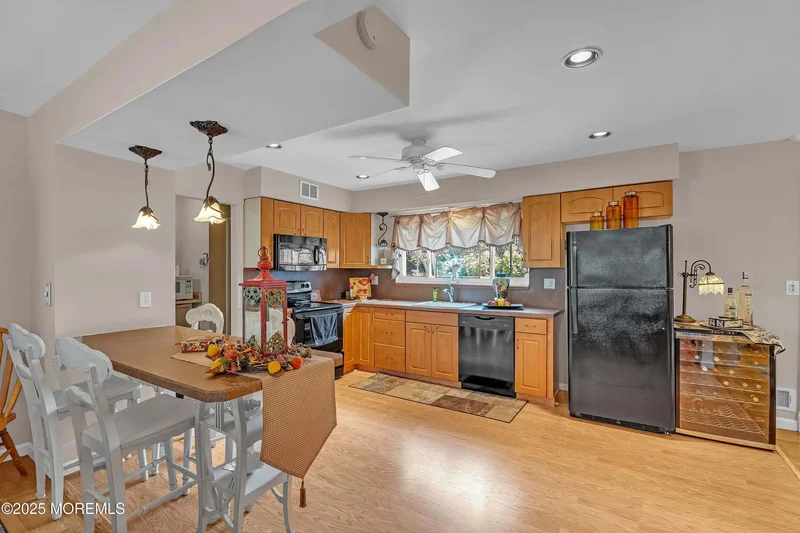 2 Apache Drive, Toms River, NJ 08753, Toms River, New Jersey, United States. - Photo 16