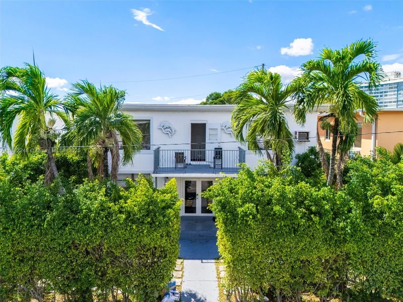 7320 Carlyle Ave, Miami Beach, Florida, United States. - Photo 38