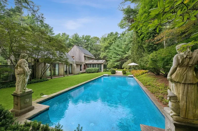 5 White Pine Road, East Hampton, NY 11937, East Hampton, New York, United States. - Photo 5