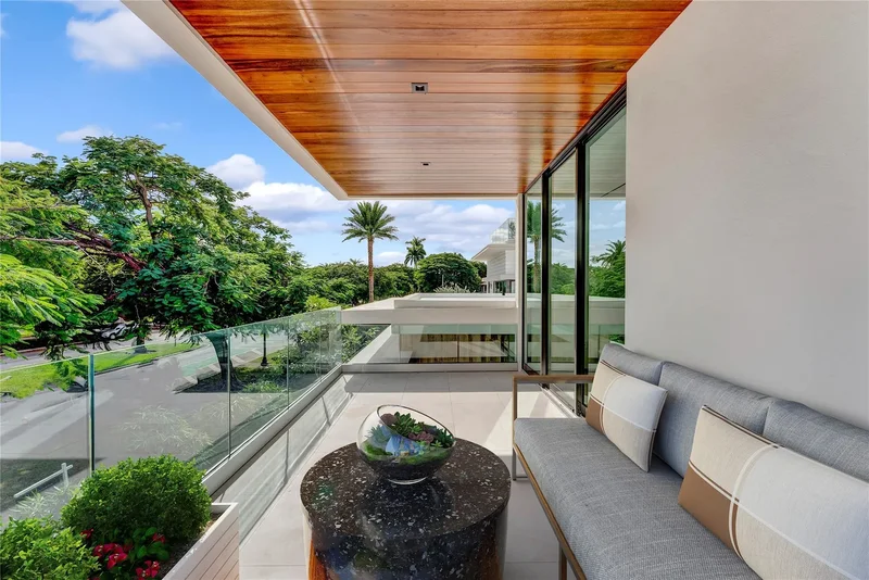 2130 S MIAMI AVE, Miami, Florida, United States. - Photo 84