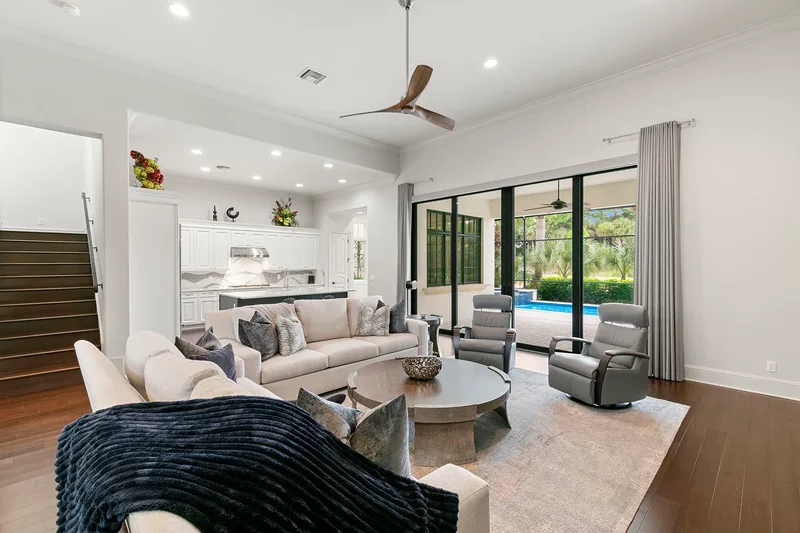 2896 Tiburon Boulevard E, Naples, FL 34109, Naples, Florida, United States. - Photo 4