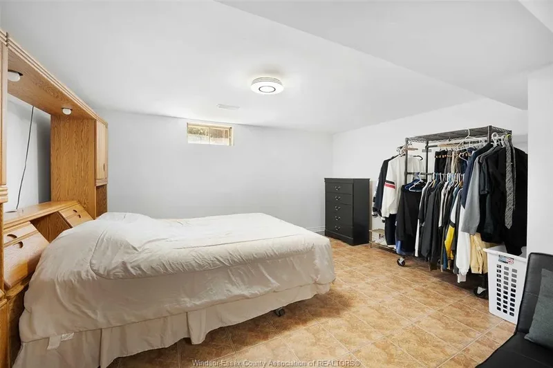2092 Lesperance, Tecumseh, ON N8N 2N4, Tecumseh, Ontario, Canada. - Photo 29