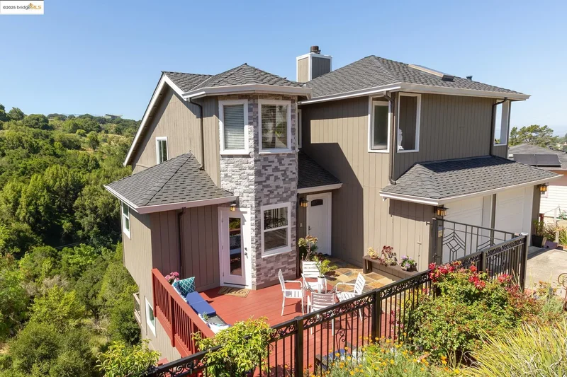 10353 Royal Oak Rd, Oakland, California, United States. - Photo 22