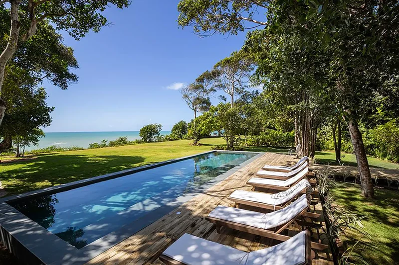 House With Pool And Independent Bungalows Near Irapororoca Beach