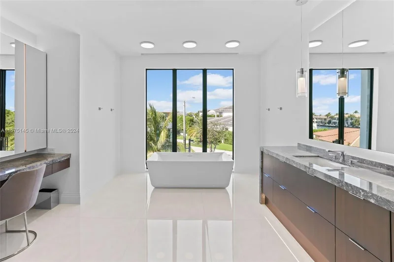 749 Bamboo Dr, Boca Raton, Florida, United States. - Photo 74